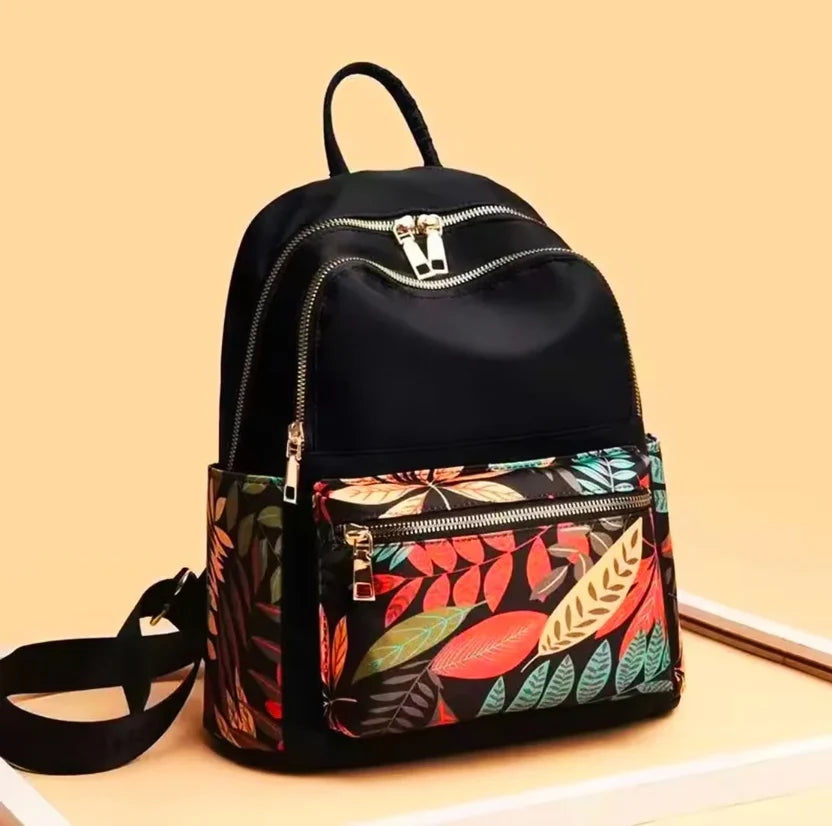 Stylish Floral Print Backpack for Women & Girls – Casual Travel & Daily Use Bag